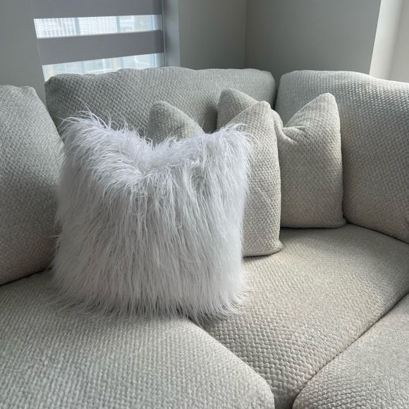 No Brand Other - Faux Fur pillow covers (3)
